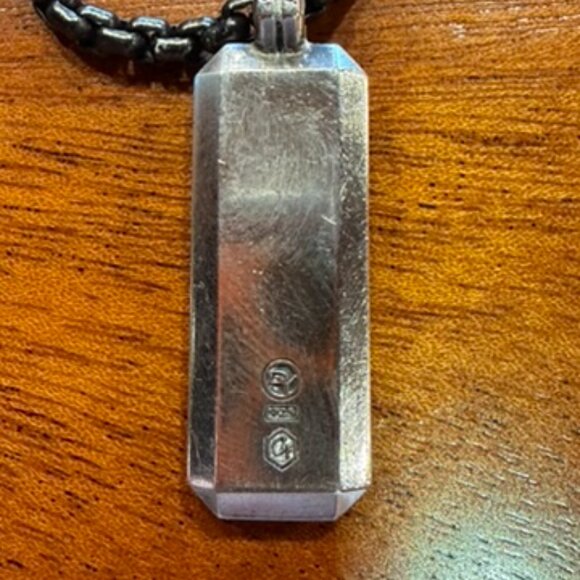 David Yurman Chevron Dog Tag Pendant with Sterling Silver Box Chain - Picture 2 of 3